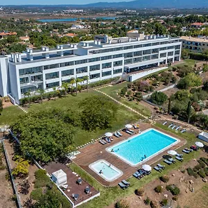 Pelican Apart-hotel