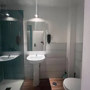 Castilho 63 & Albergue